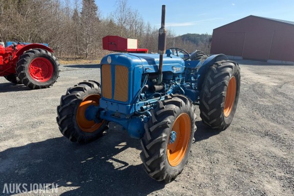 Fordson Major Diesel - mva fri traktor